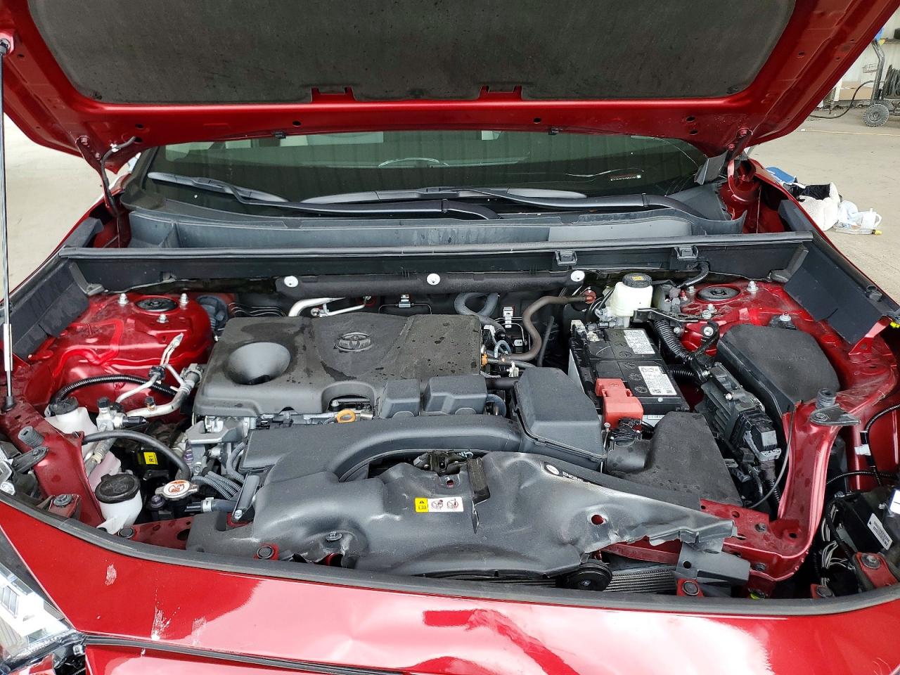 2024 TOYOTA RAV4 XLE PREMIUM photo 23