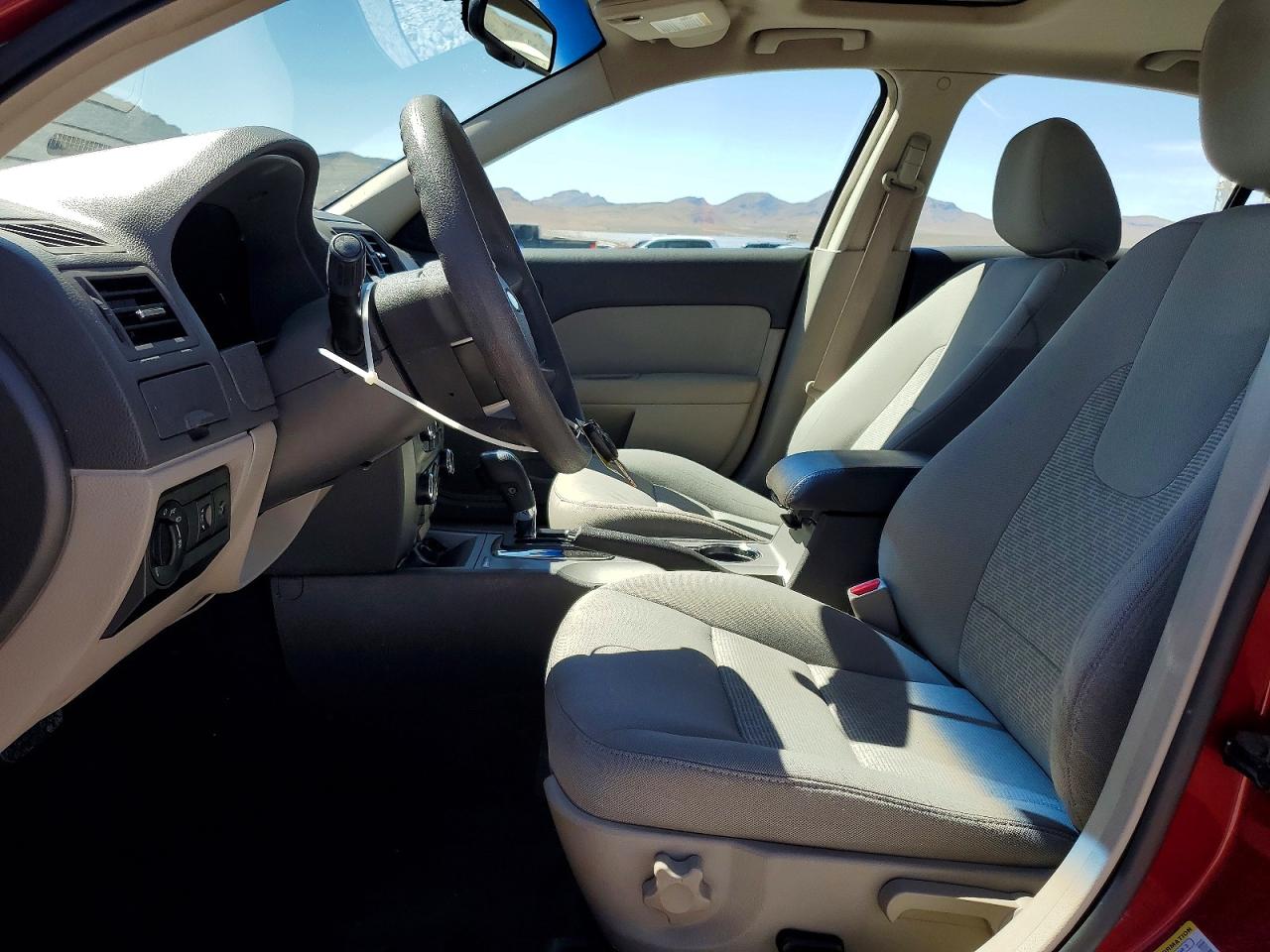 2010 FORD FUSION SE photo 13