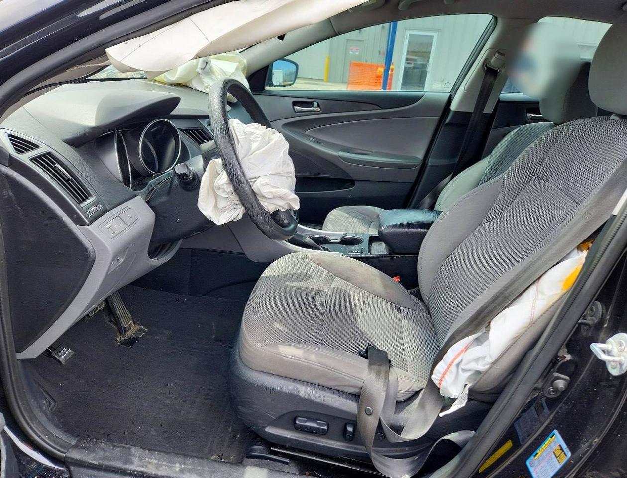 2013 HYUNDAI SONATA GLS photo 13