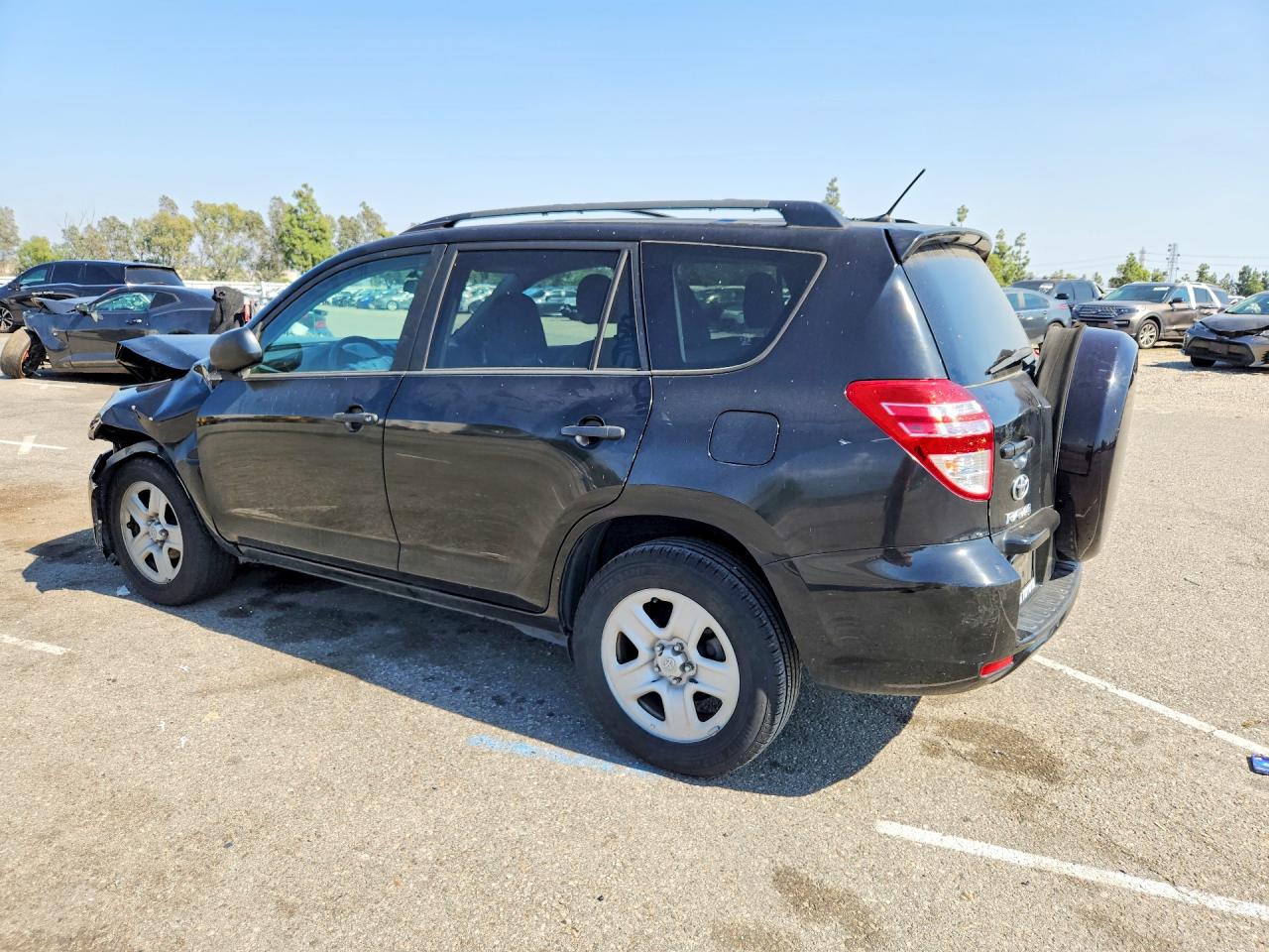 2012 TOYOTA RAV4 BASE photo 4