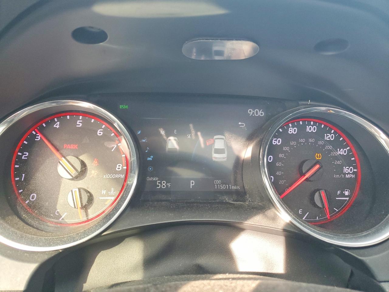 2019 TOYOTA CAMRY XSE photo 25