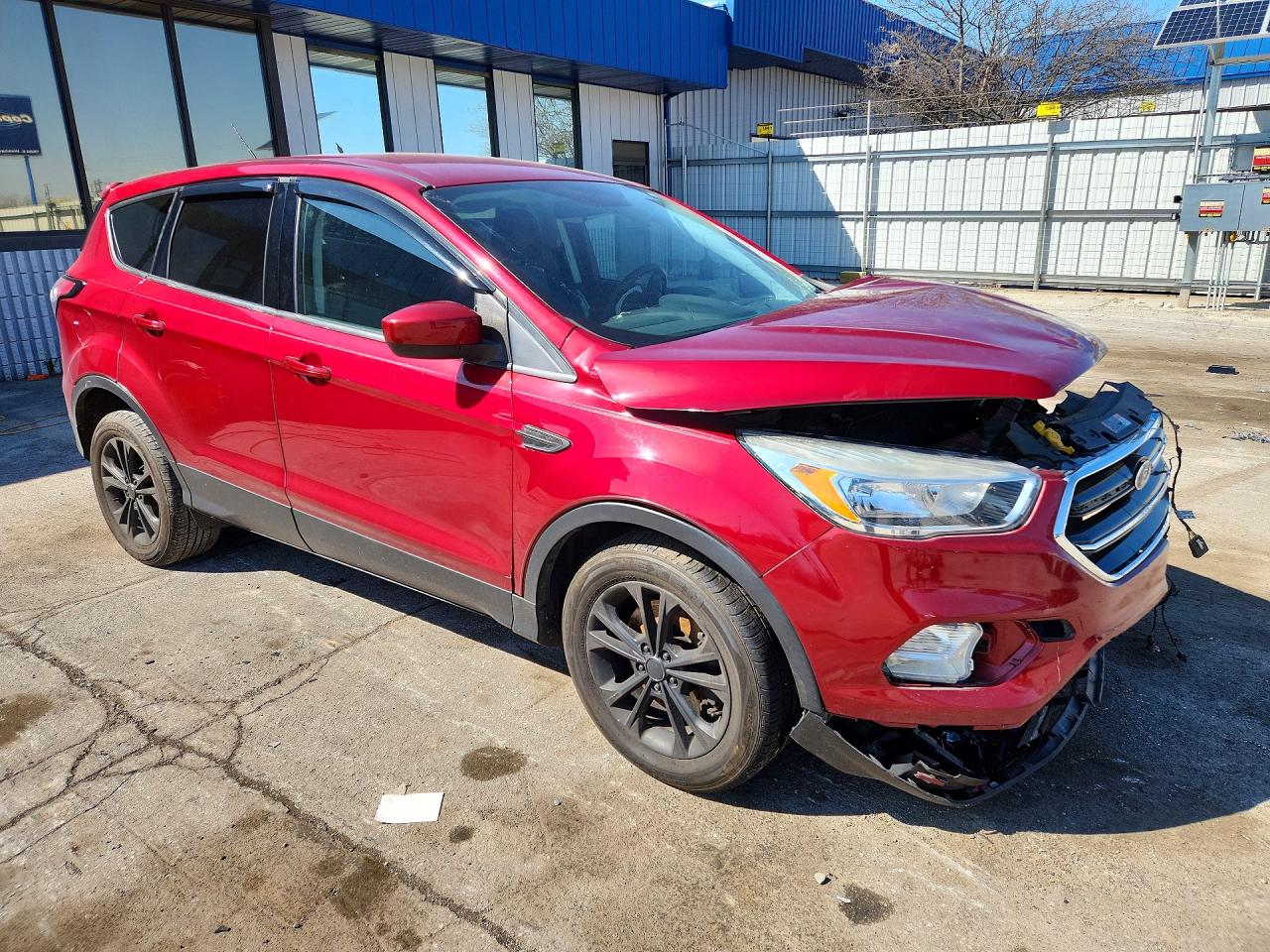 2017 FORD ESCAPE SE photo 4