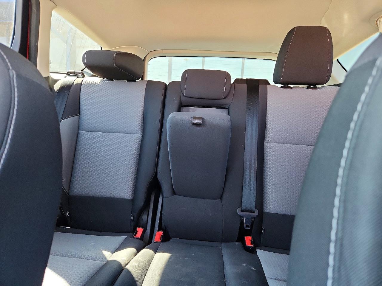 2017 FORD ESCAPE SE photo 10