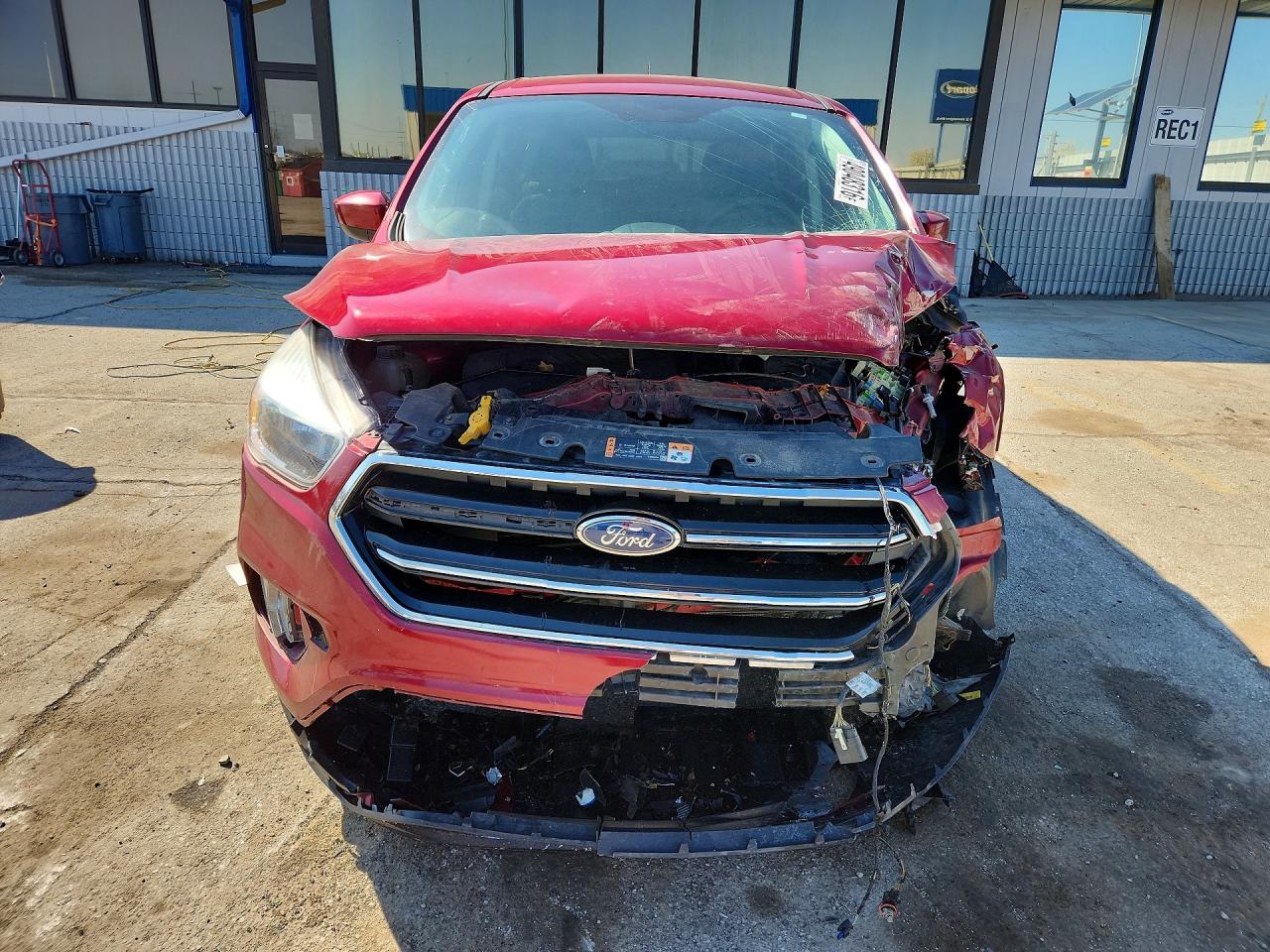 2017 FORD ESCAPE SE photo 5