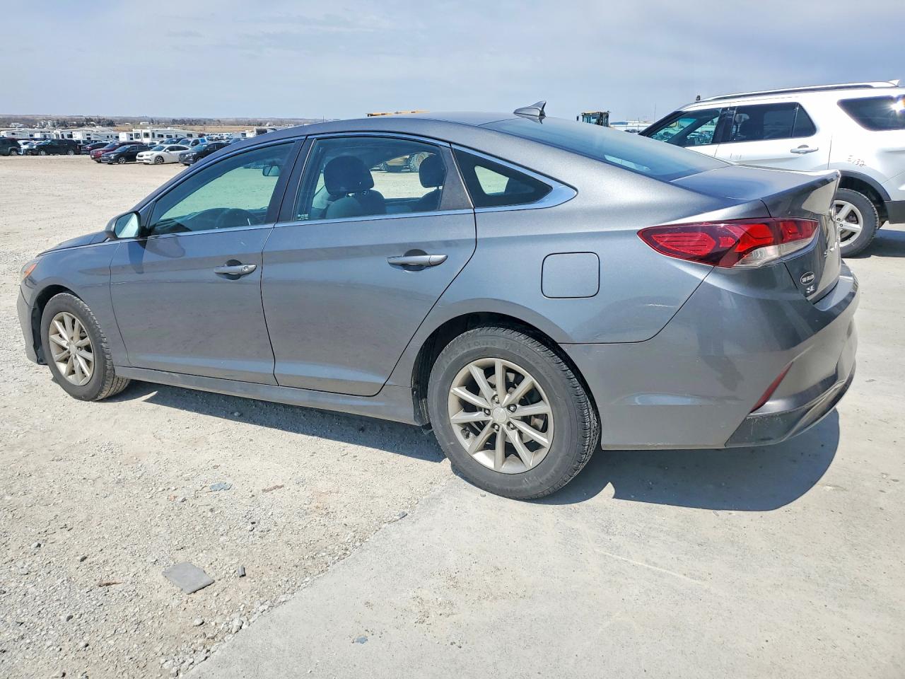 2018 HYUNDAI SONATA SE photo 3