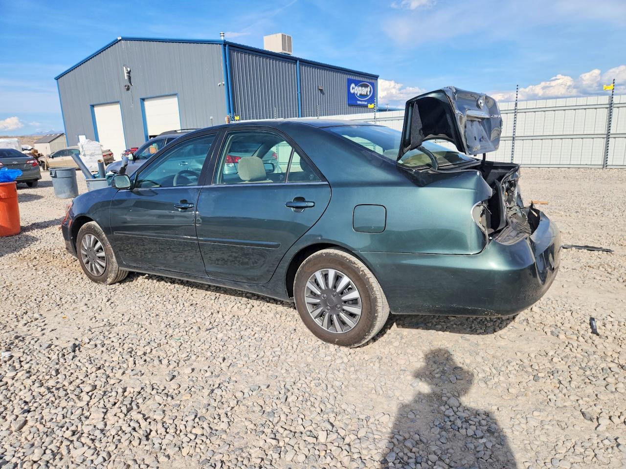 2005 TOYOTA CAMRY LE photo 3