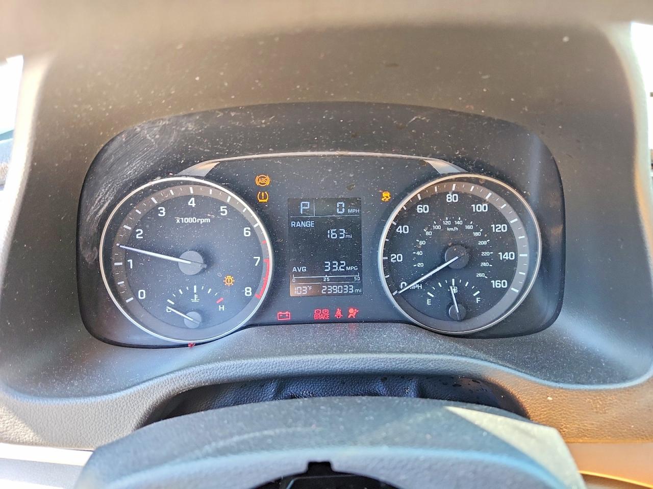2017 HYUNDAI ELANTRA SE photo 25