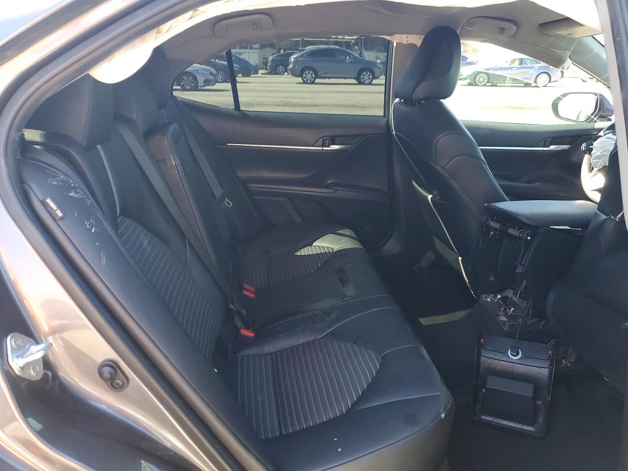 2024 TOYOTA CAMRY SE photo 28