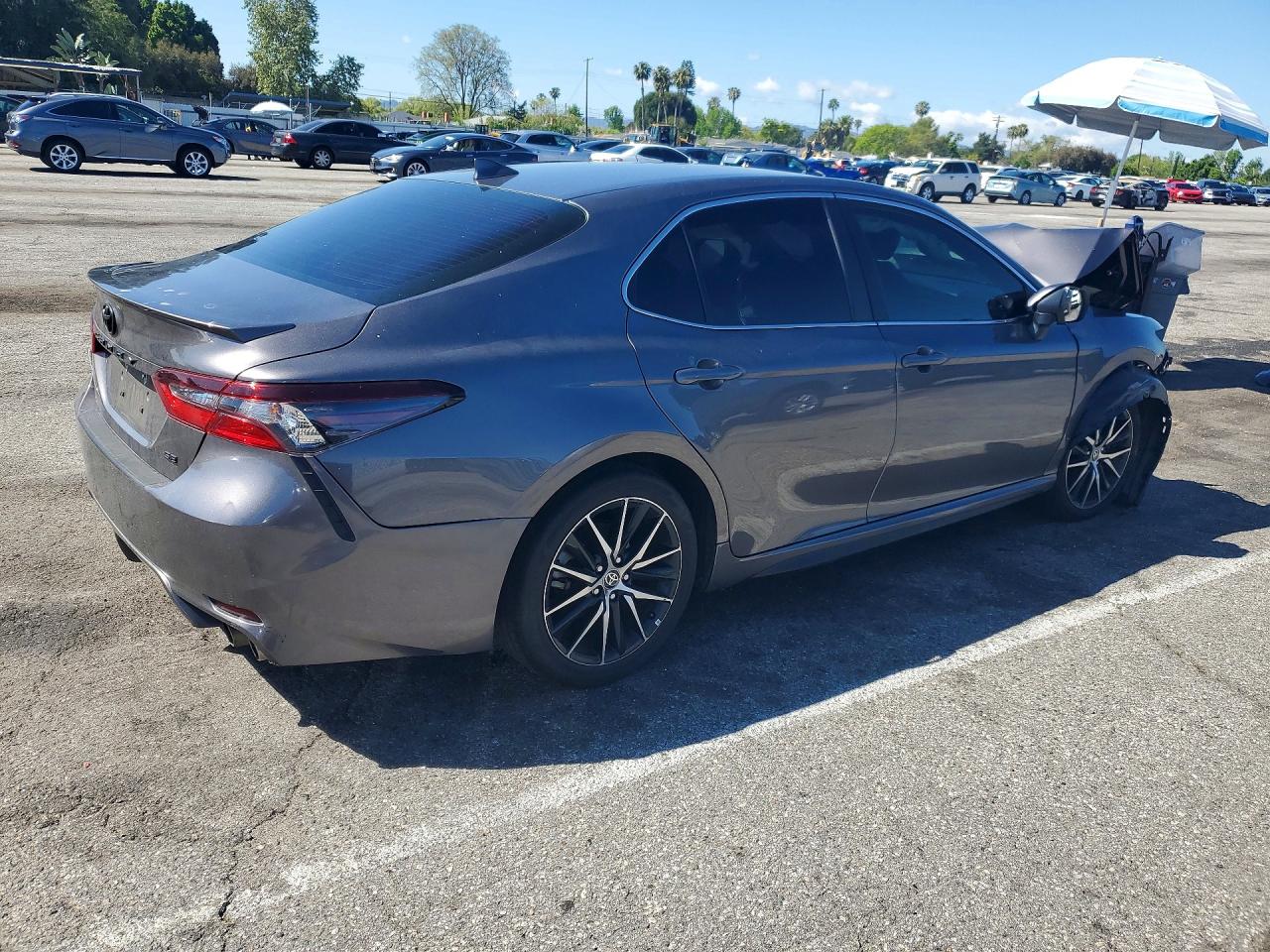 2024 TOYOTA CAMRY SE photo 7