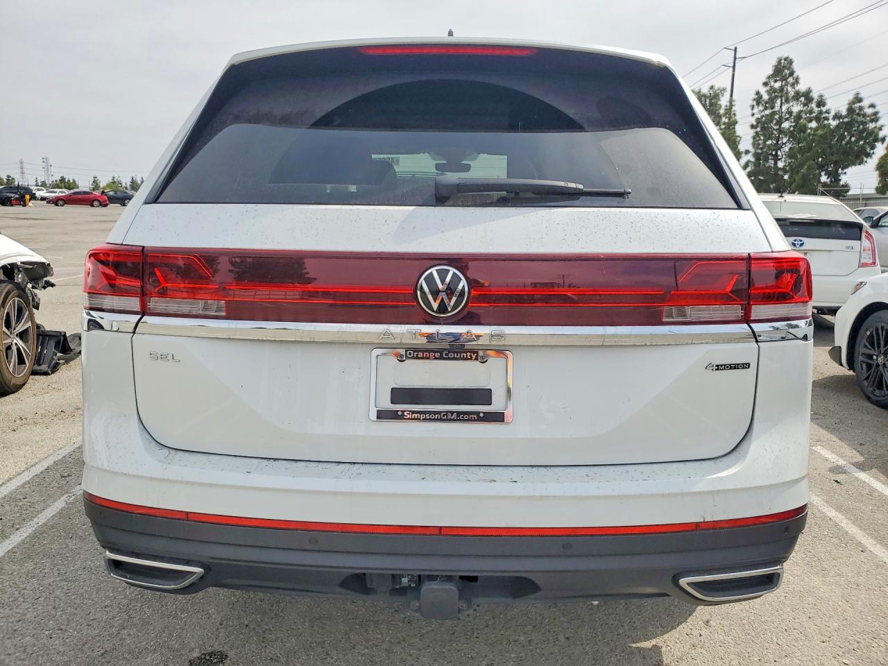 2024 VOLKSWAGEN ATLAS SEL photo 6