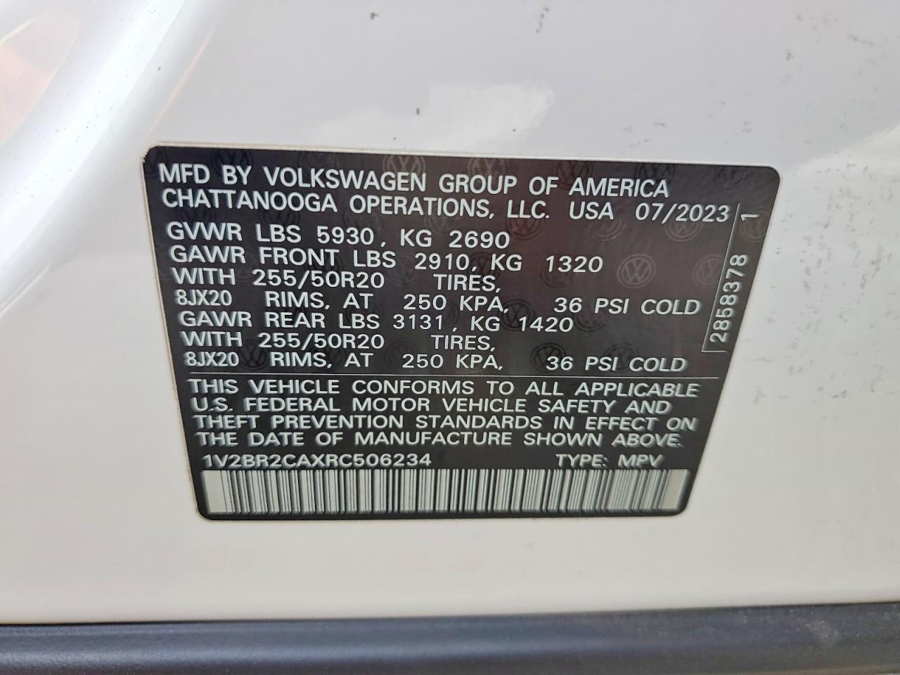 2024 VOLKSWAGEN ATLAS SEL photo 13