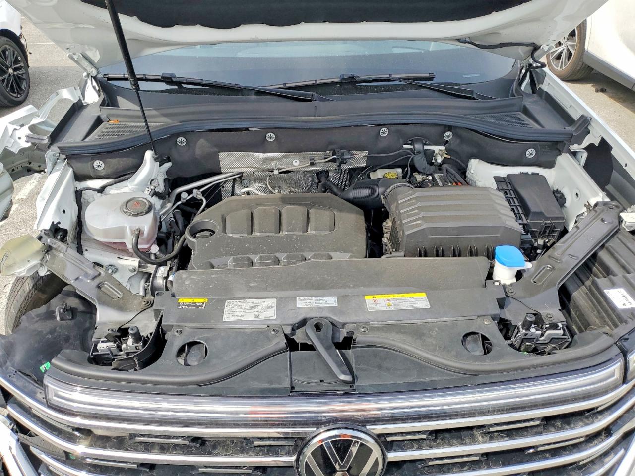 2024 VOLKSWAGEN ATLAS SEL photo 12