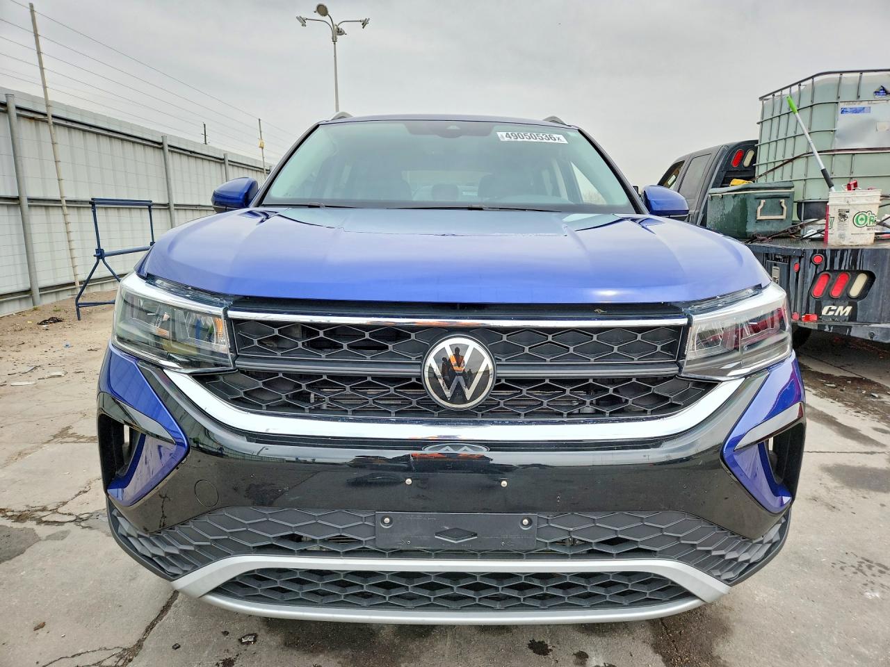 2024 VOLKSWAGEN TAOS SE photo 9