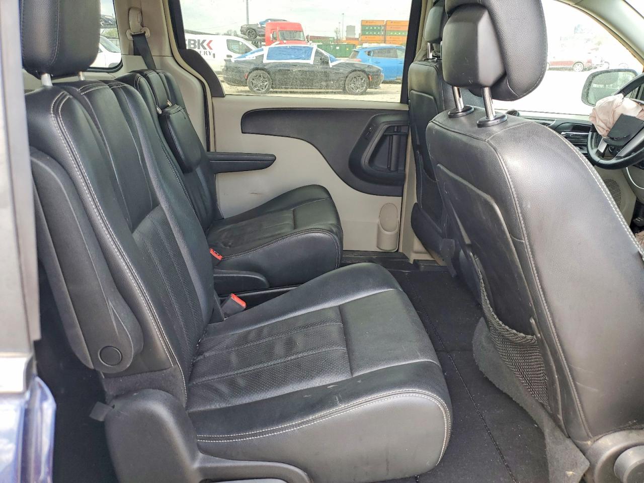 2012 CHRYSLER TOWN & COUNTRY TOURING photo 21