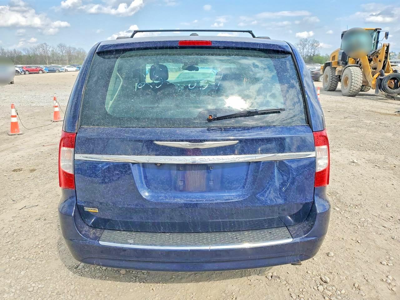 2012 CHRYSLER TOWN & COUNTRY TOURING photo 11