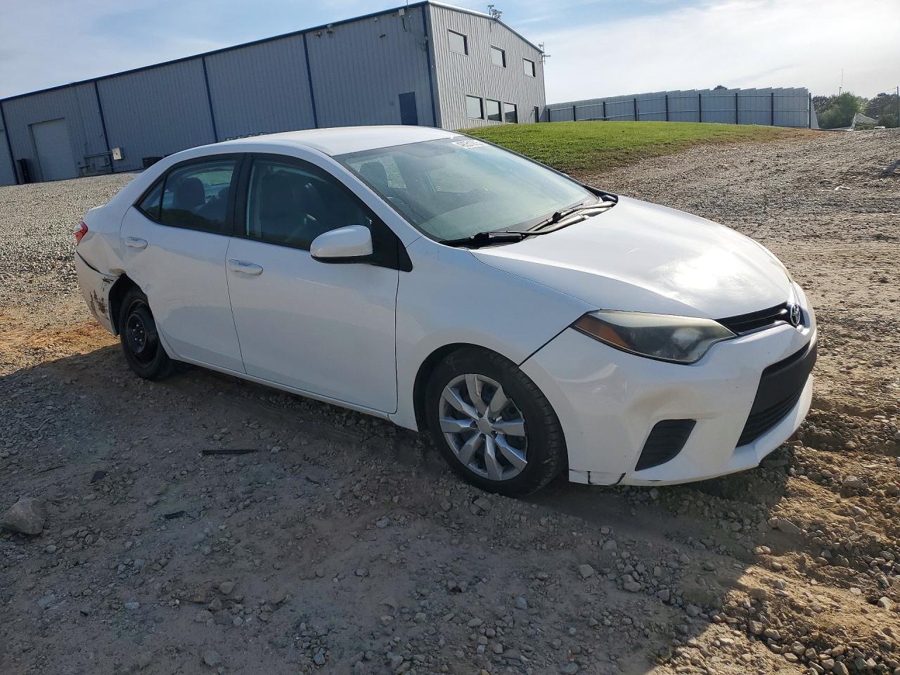 2014 TOYOTA COROLLA LE photo 10