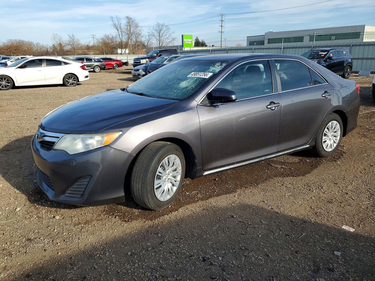 2014 TOYOTA CAMRY