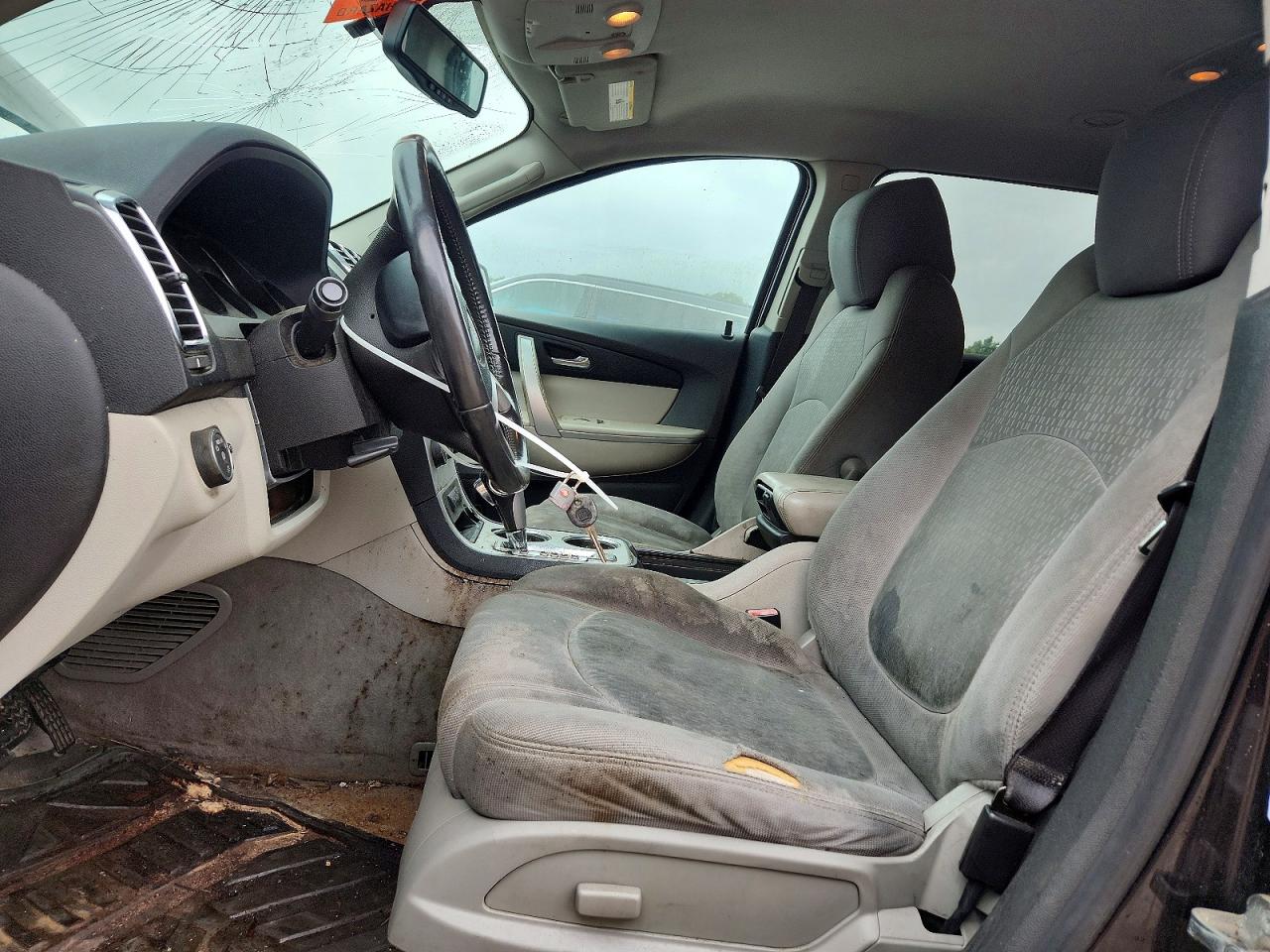 2010 GMC ACADIA SLE photo 7
