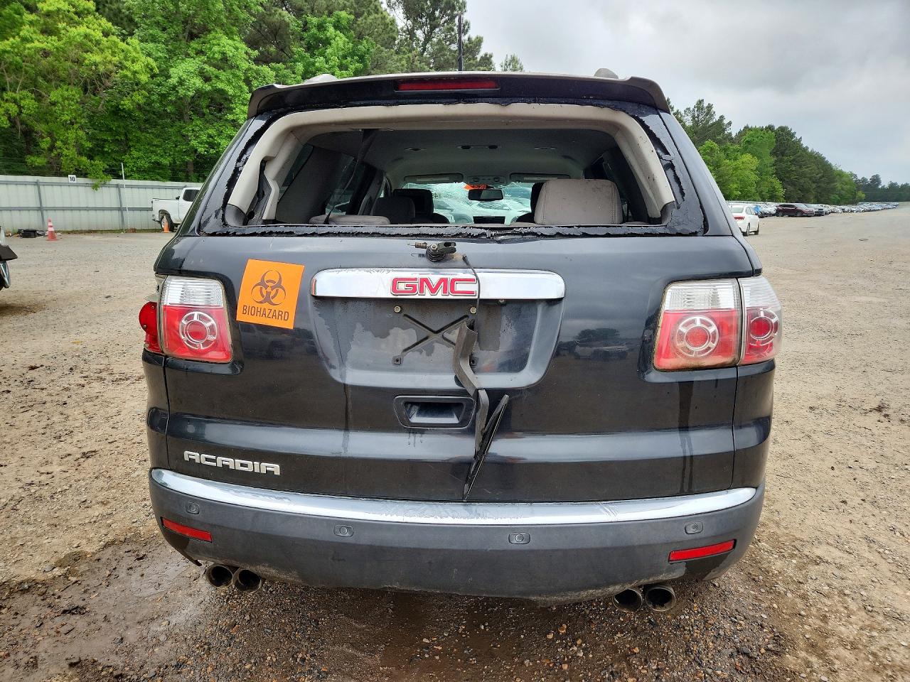 2010 GMC ACADIA SLE photo 6