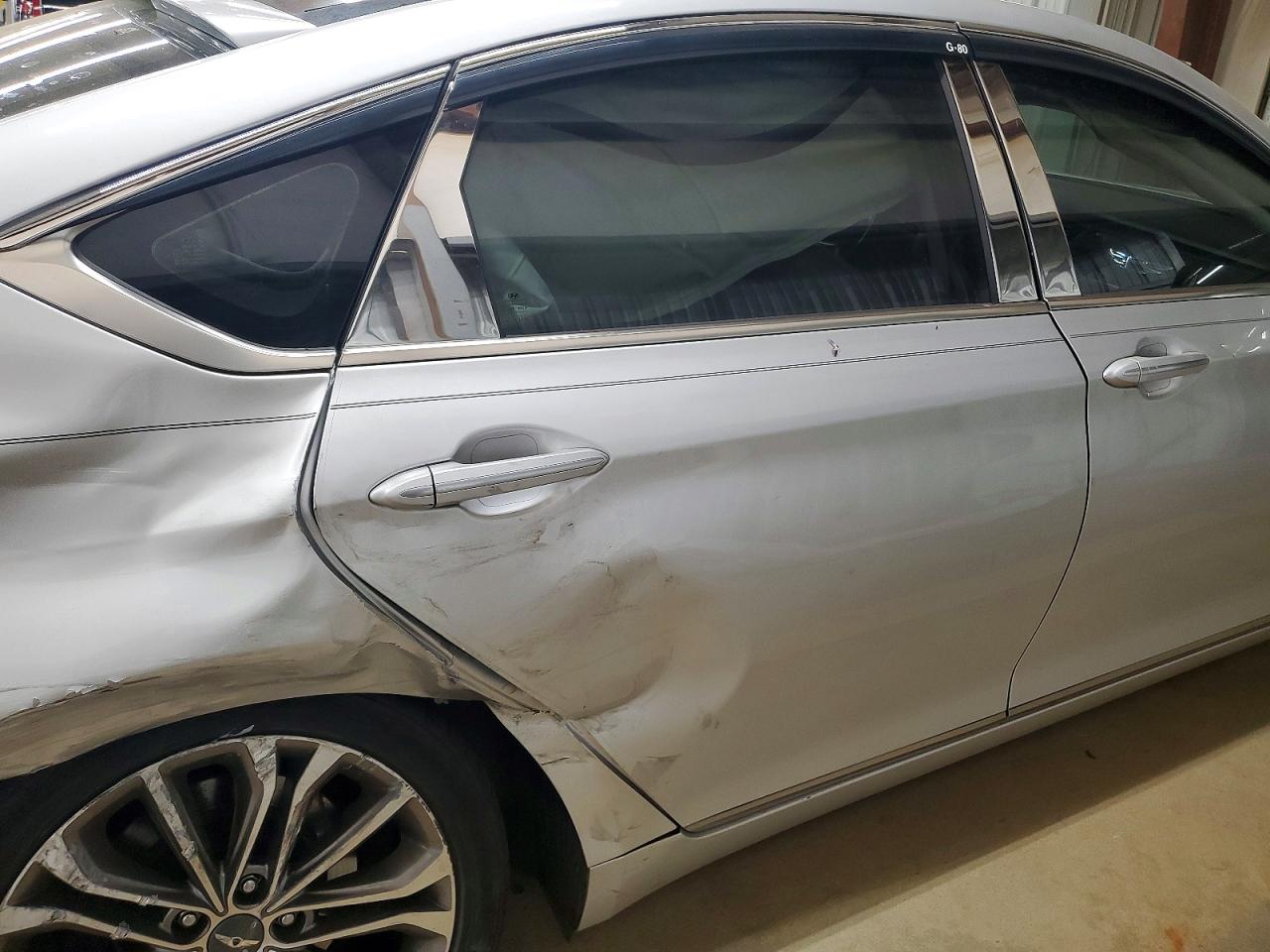 2015 HYUNDAI GENESIS 3.8L photo 19