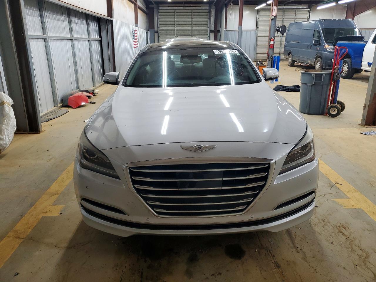 2015 HYUNDAI GENESIS 3.8L photo 9