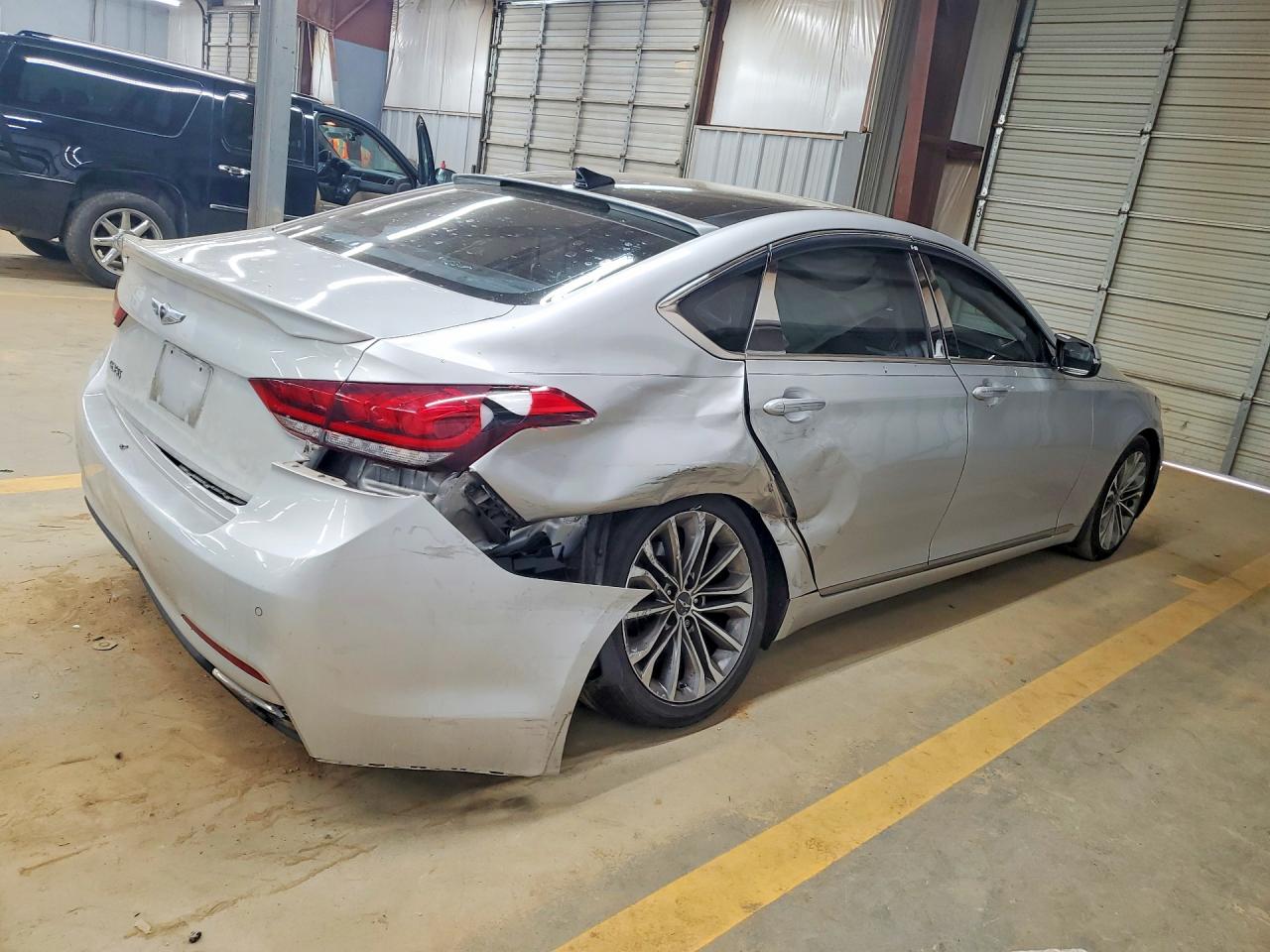 2015 HYUNDAI GENESIS 3.8L photo 5