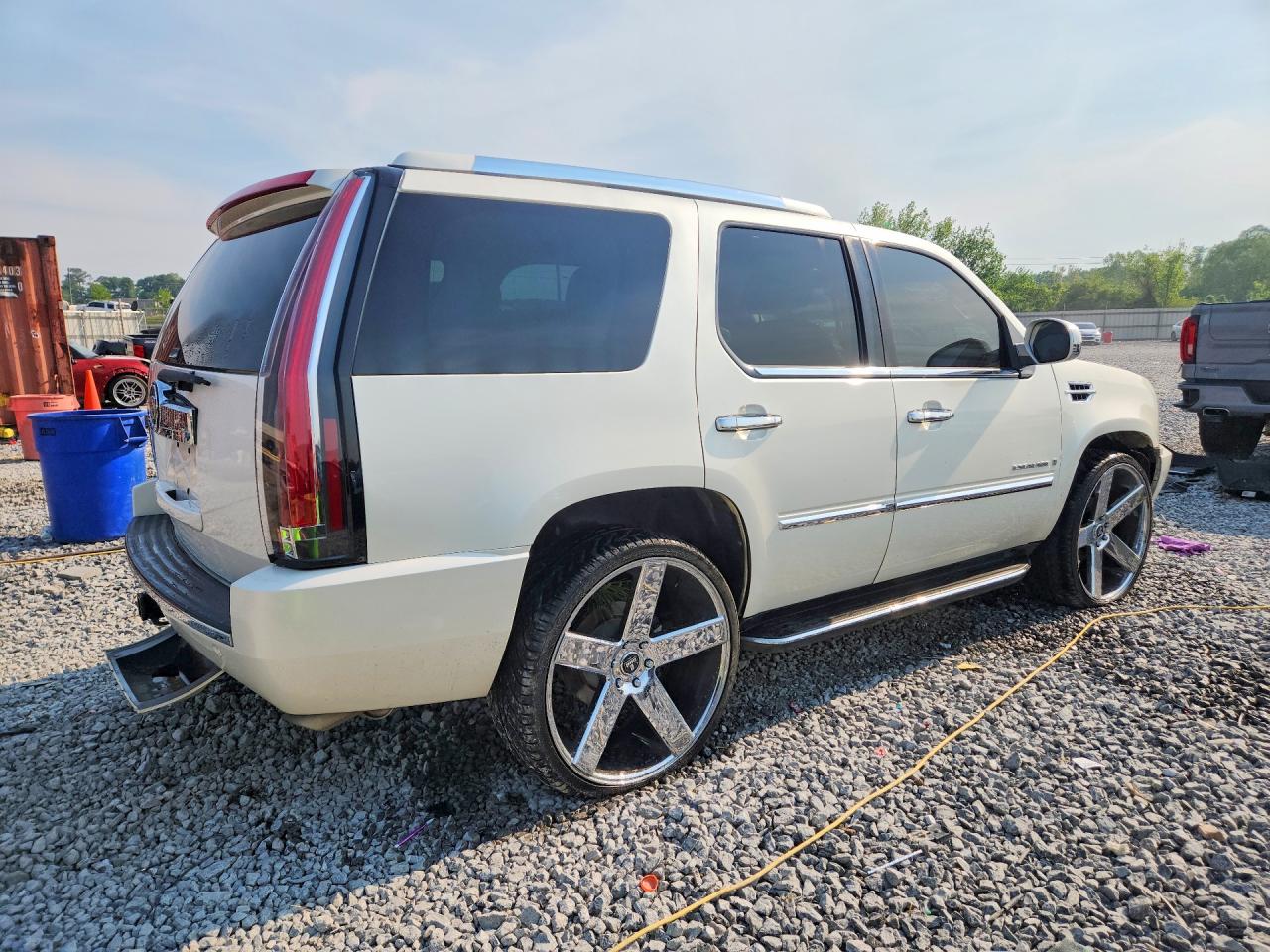 2007 CADILLAC ESCALADE LUXURY photo 7