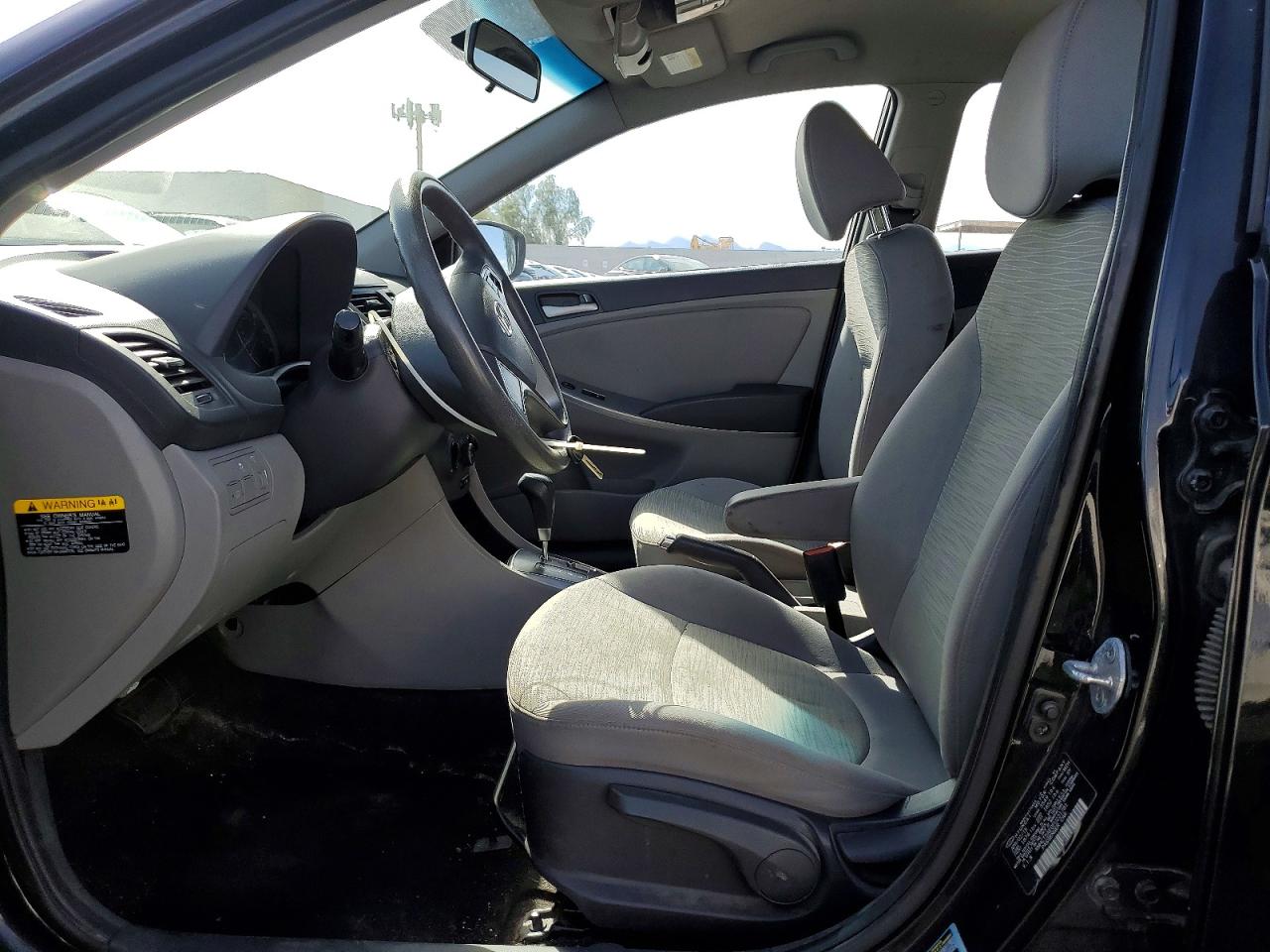2015 HYUNDAI ACCENT GS photo 13