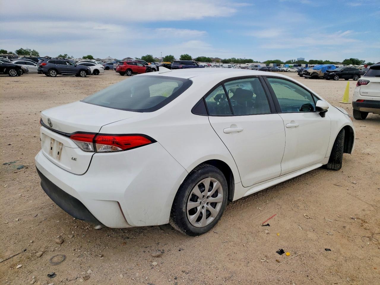 2024 TOYOTA COROLLA LE photo 7
