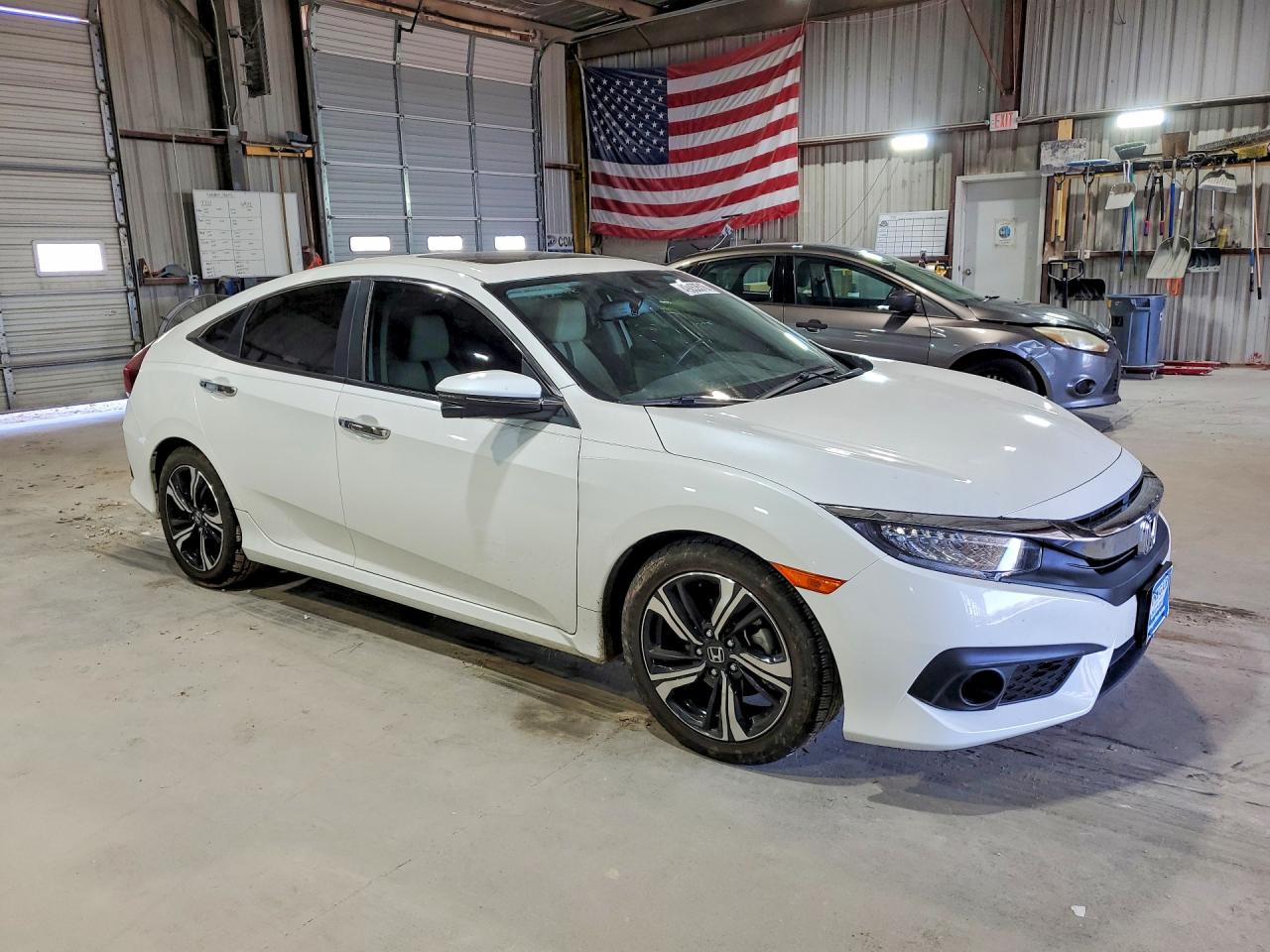 2017 HONDA CIVIC TOURING photo 4