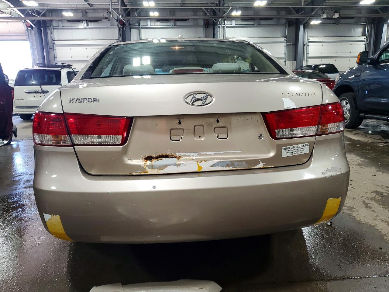 2008 HYUNDAI SONATA GLS photo 16