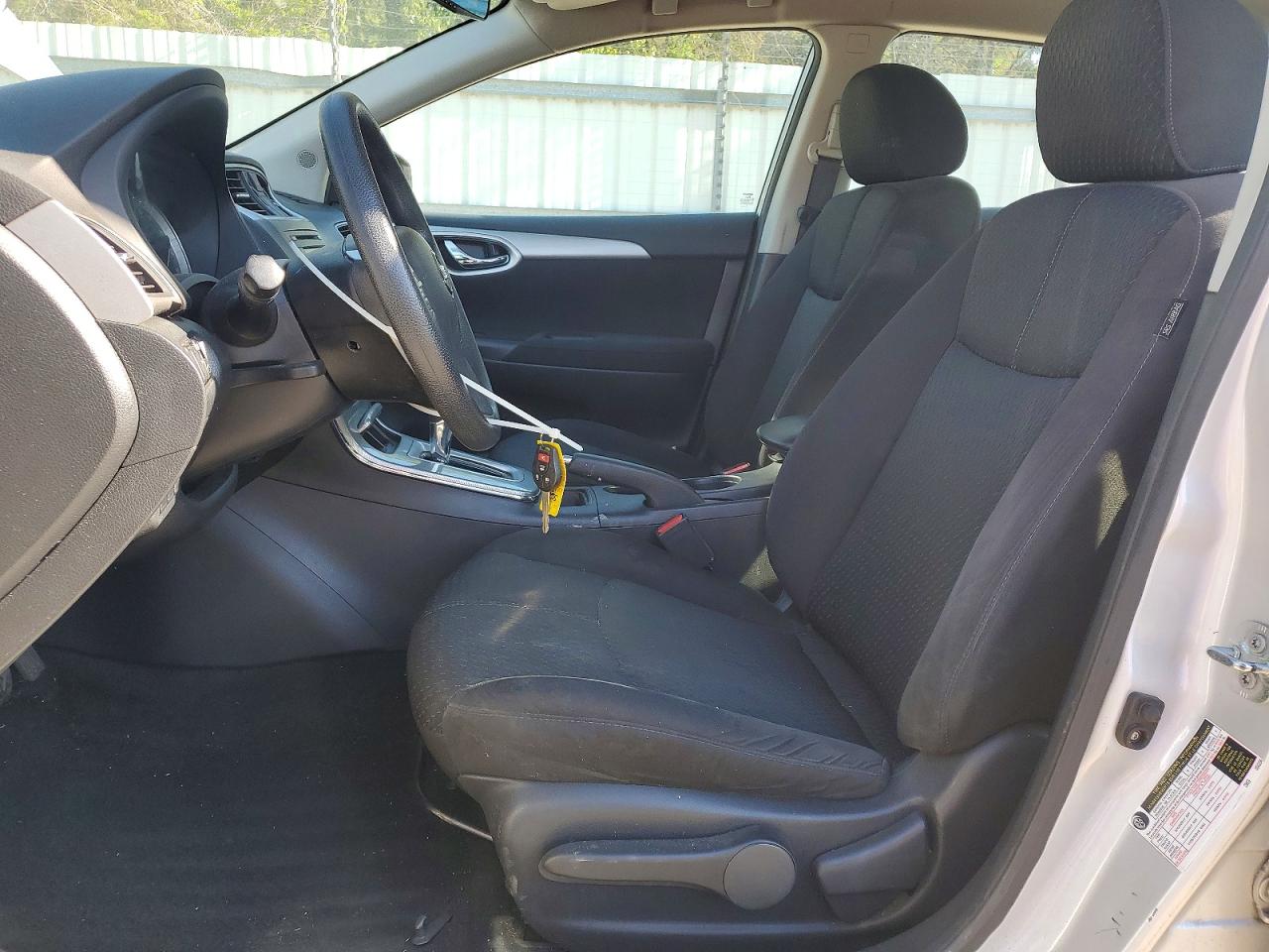 2013 NISSAN SENTRA S photo 13