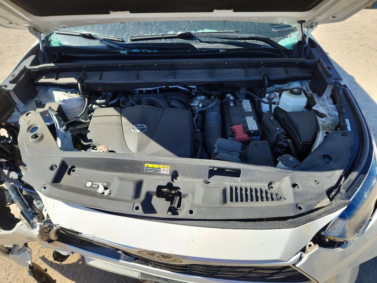 2021 TOYOTA HIGHLANDER XLE photo 34