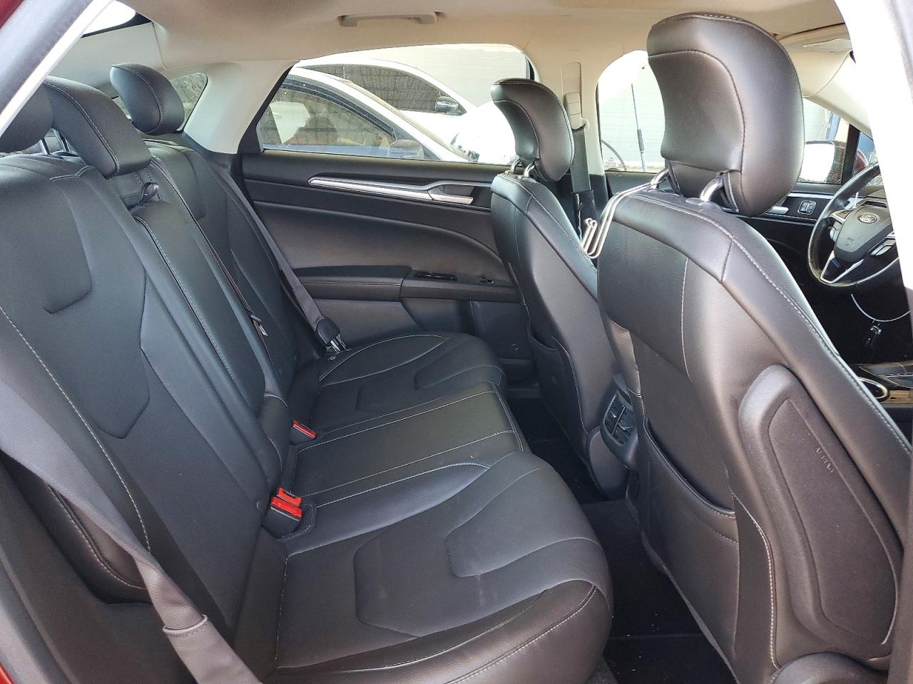2015 FORD FUSION TITANIUM photo 28