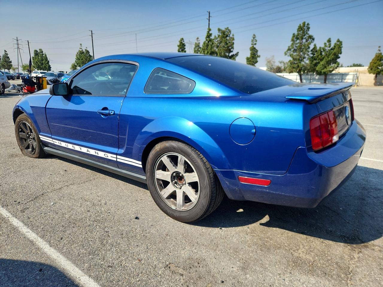 2007 FORD MUSTANG photo 4