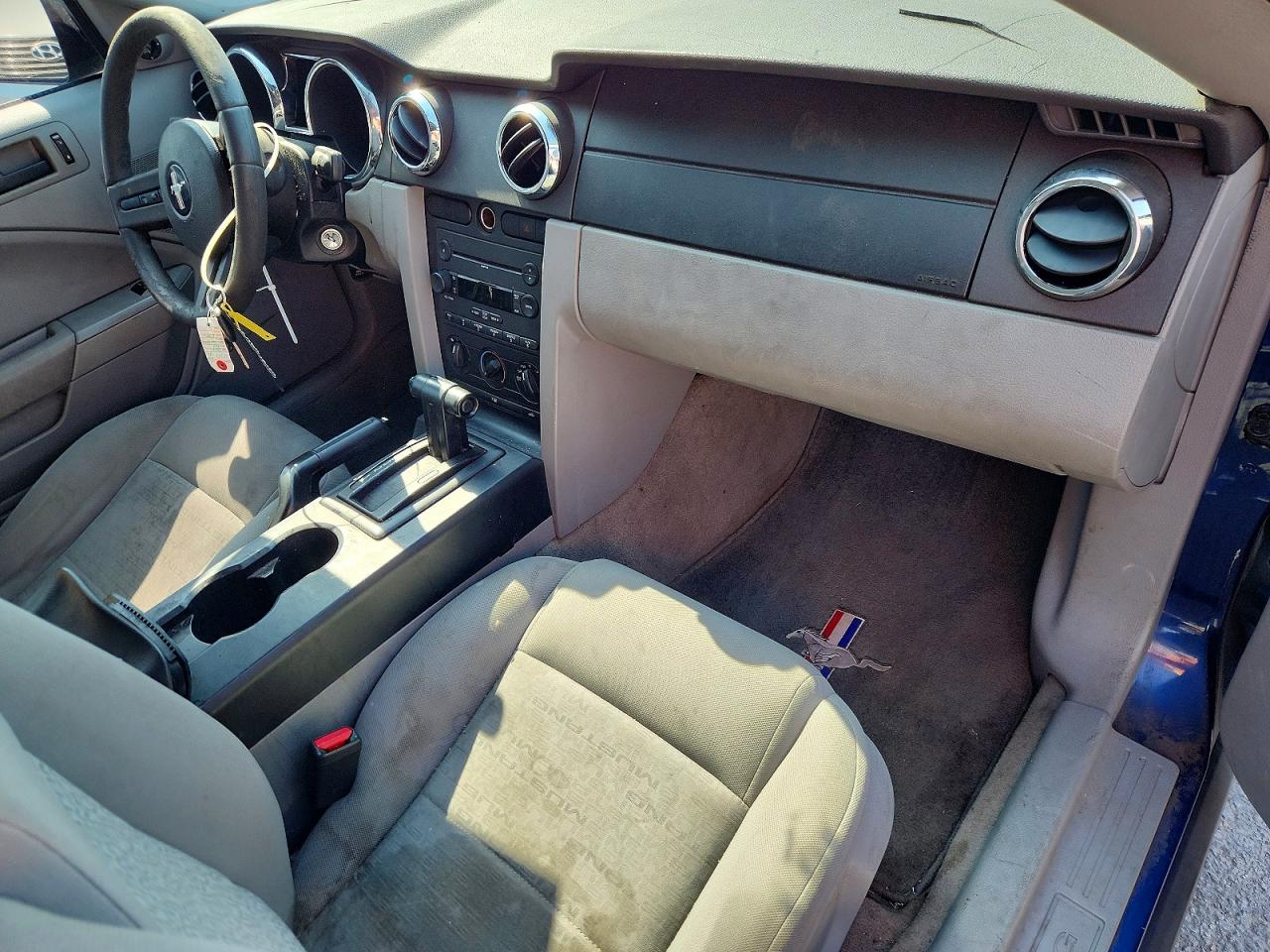 2007 FORD MUSTANG photo 22