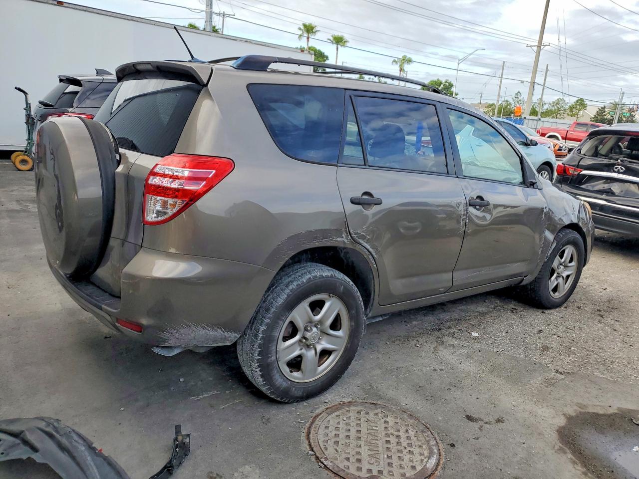 2009 TOYOTA RAV4 BASE photo 7