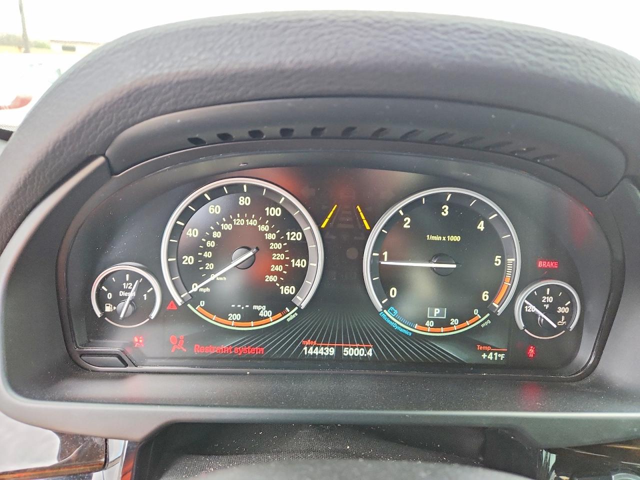 2014 BMW X5 XDRIVE35D photo 17
