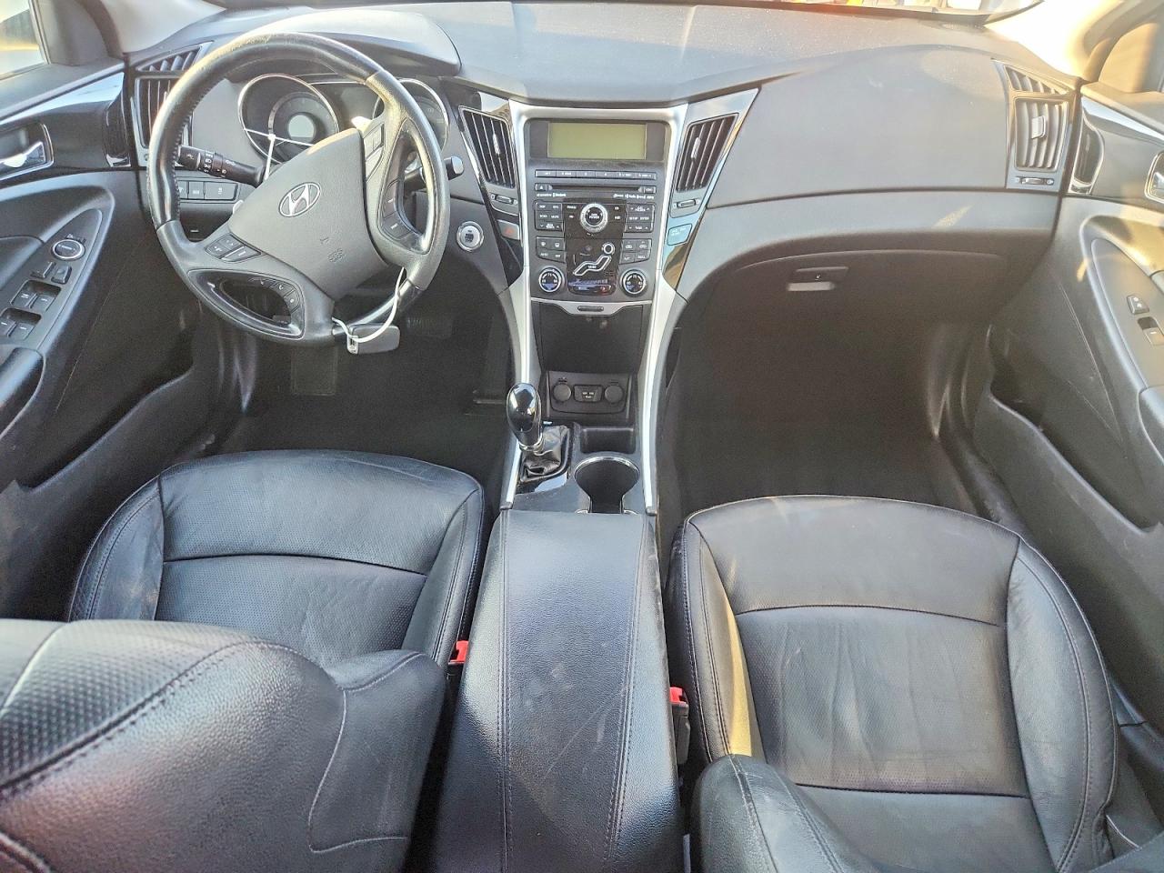 2011 HYUNDAI SONATA LIMITED 2.0T photo 15