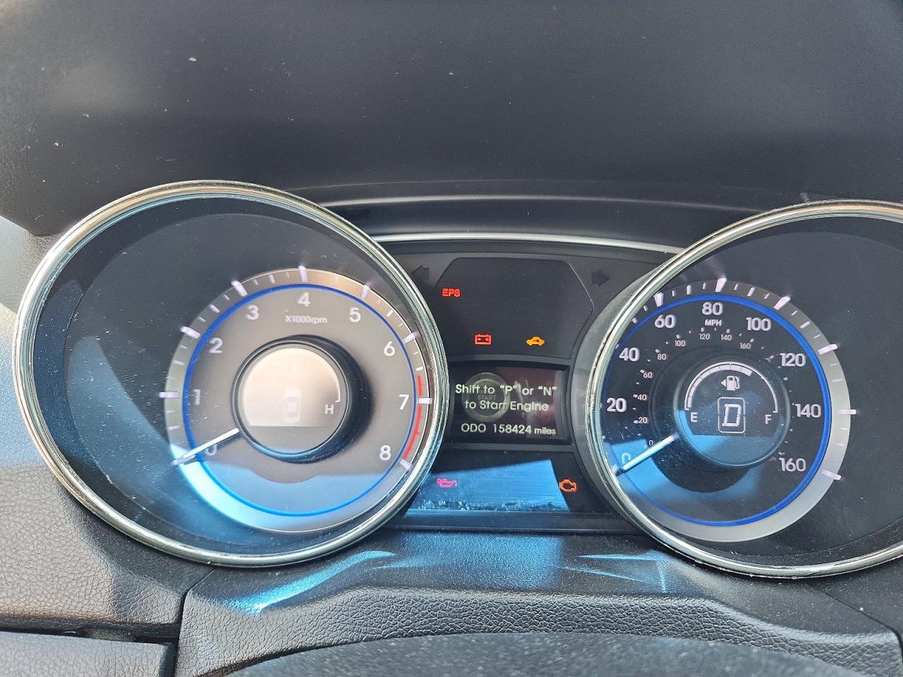 2011 HYUNDAI SONATA LIMITED 2.0T photo 17