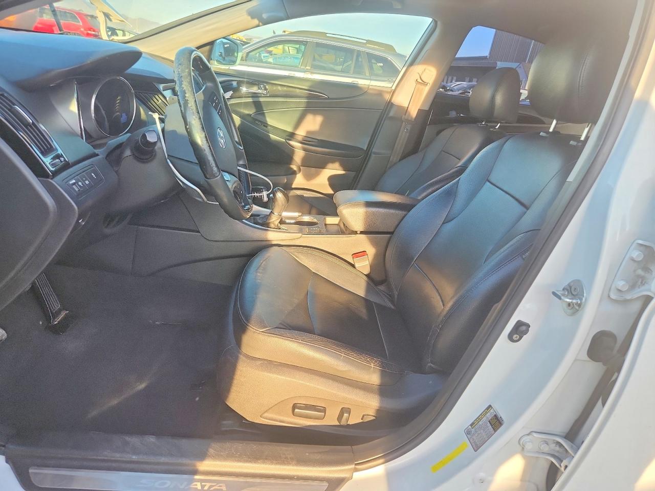 2011 HYUNDAI SONATA LIMITED 2.0T photo 13
