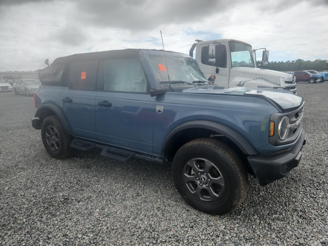 2023 FORD BRONCO BASE photo 4