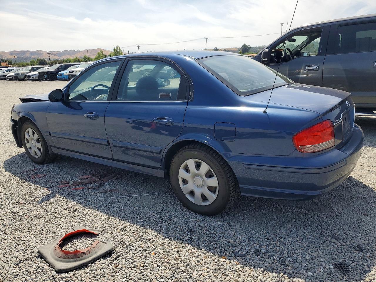 2005 HYUNDAI SONATA GL photo 4