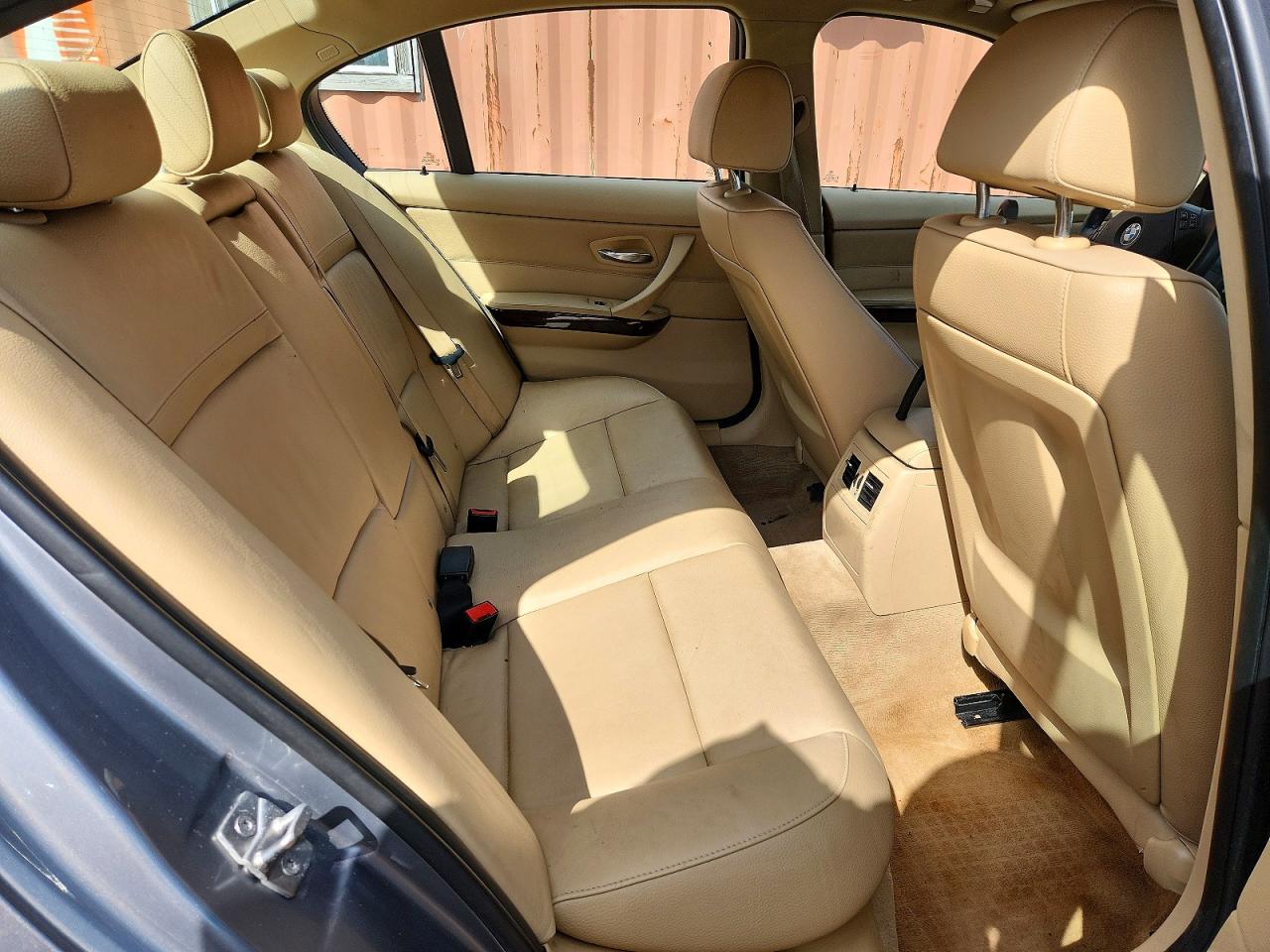 2011 BMW 328 XI photo 28