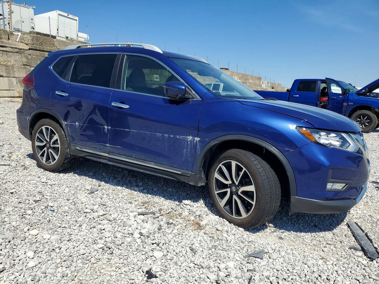 2019 NISSAN ROGUE SL photo 4