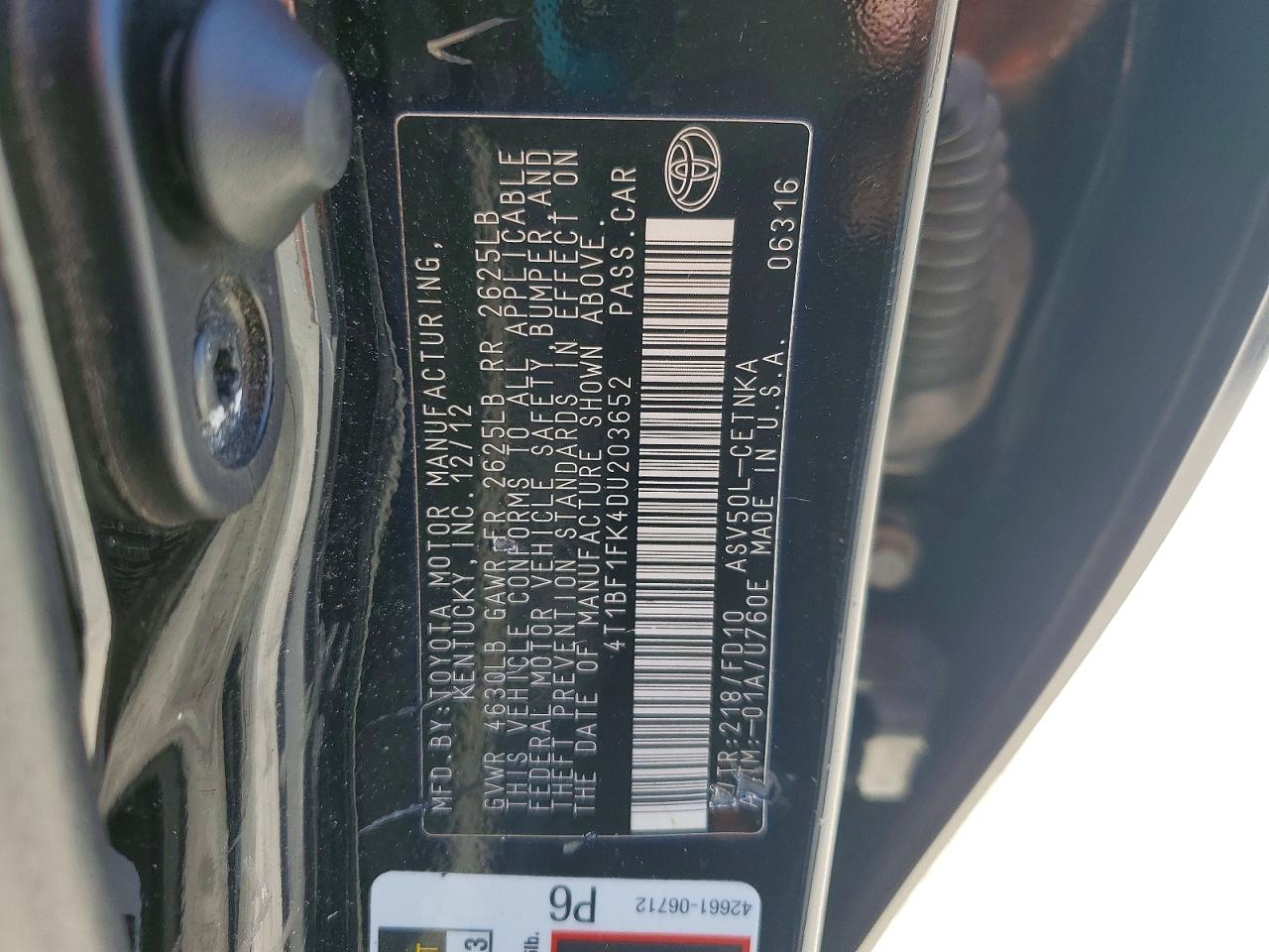 2013 TOYOTA CAMRY LE photo 23