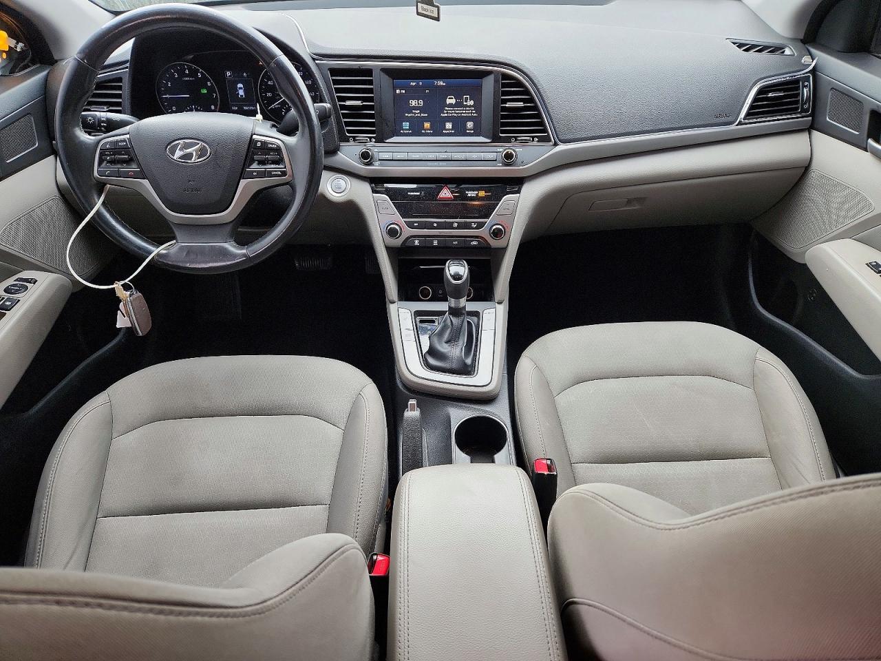 2017 HYUNDAI ELANTRA SE photo 15
