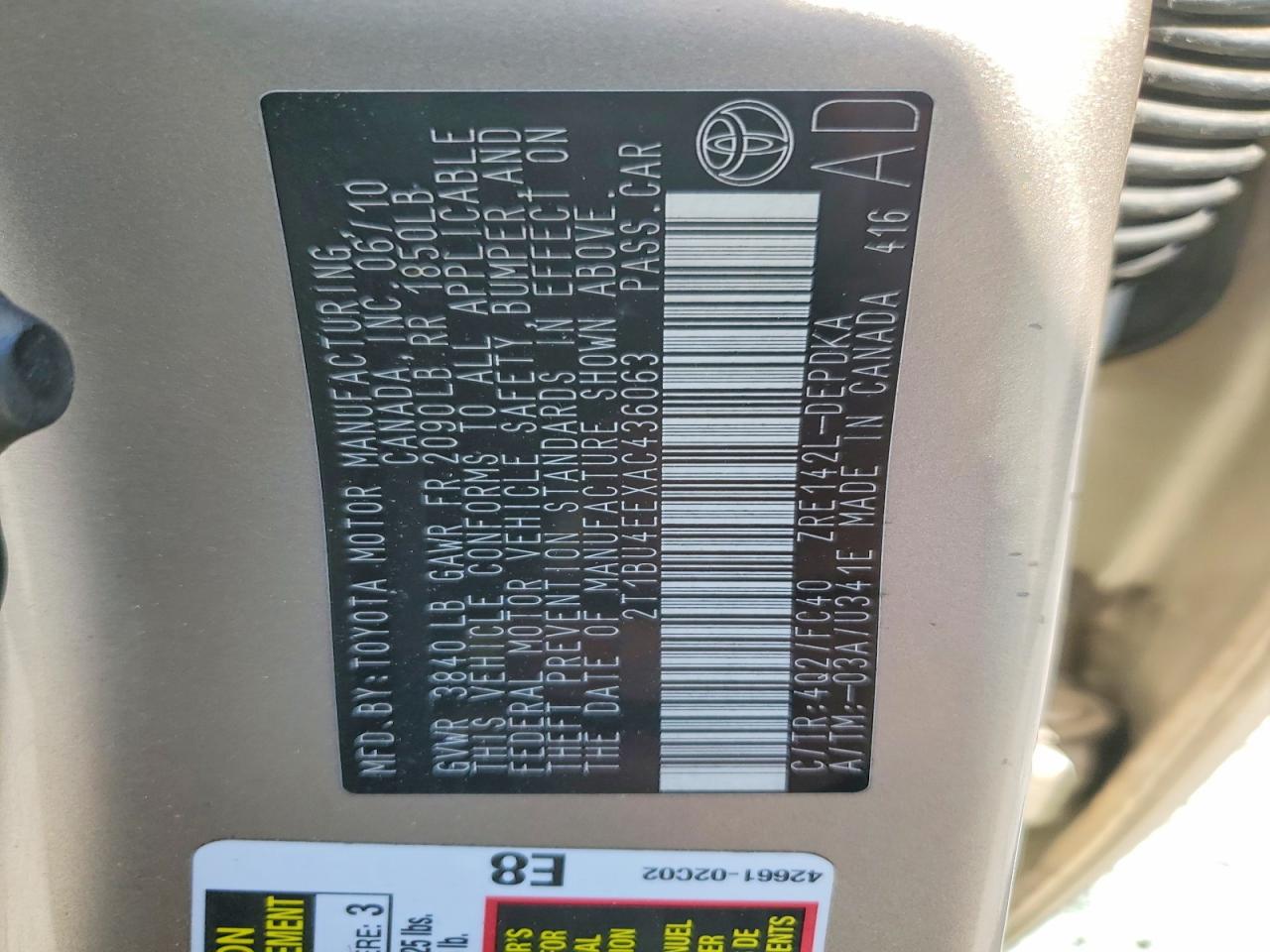 2010 TOYOTA COROLLA LE photo 12