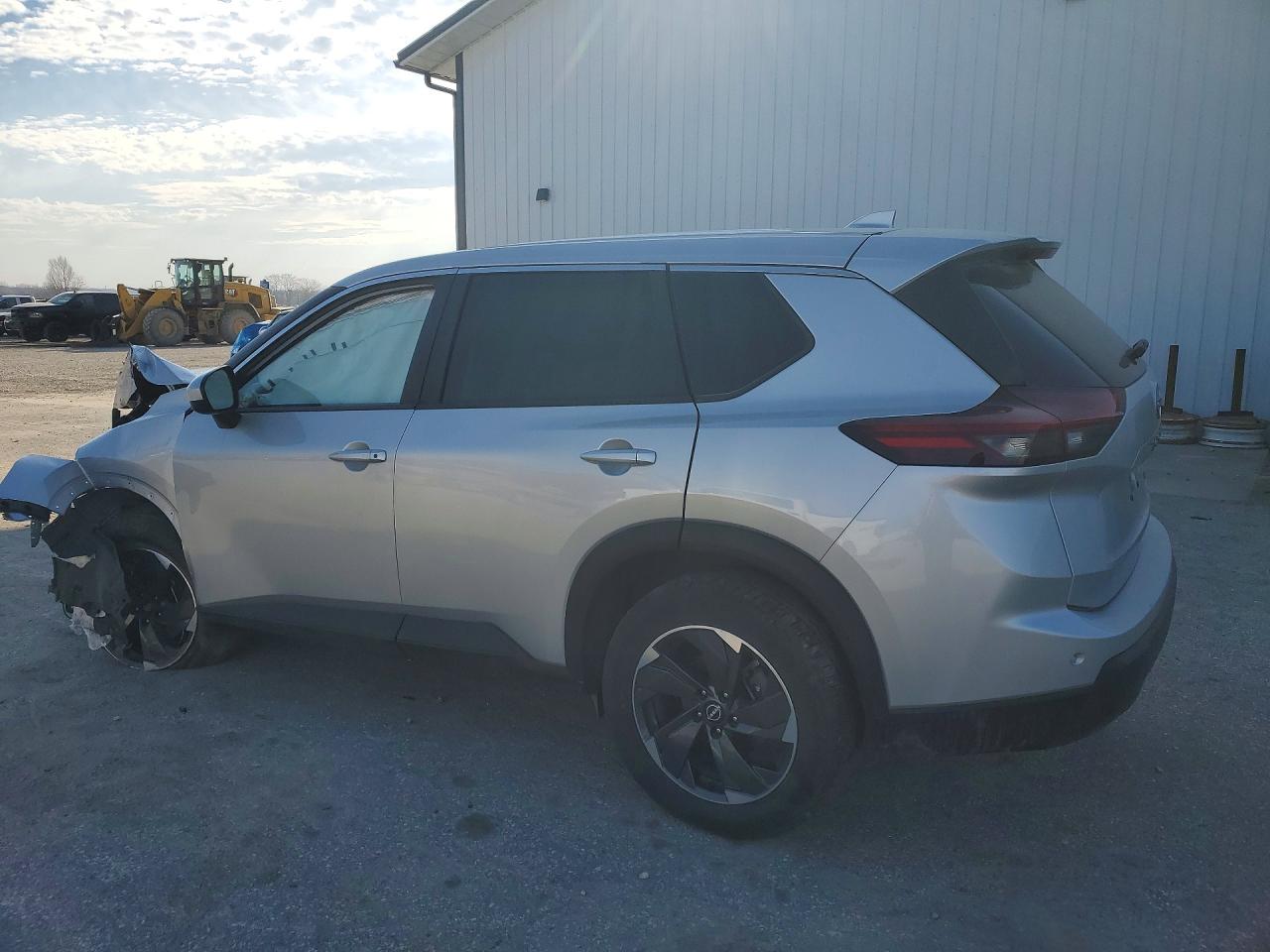 2025 NISSAN ROGUE SV photo 4