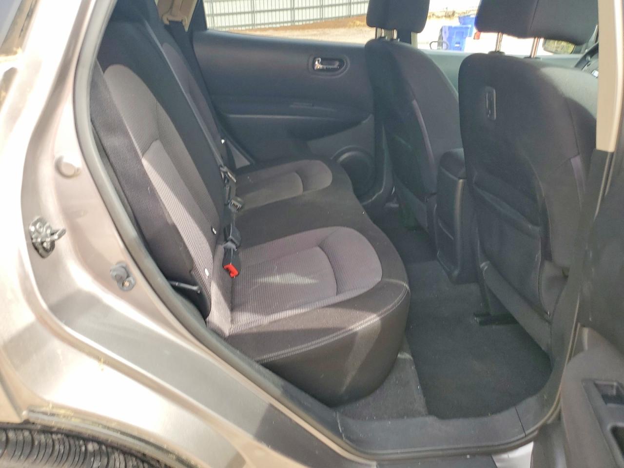 2013 NISSAN ROGUE S photo 21